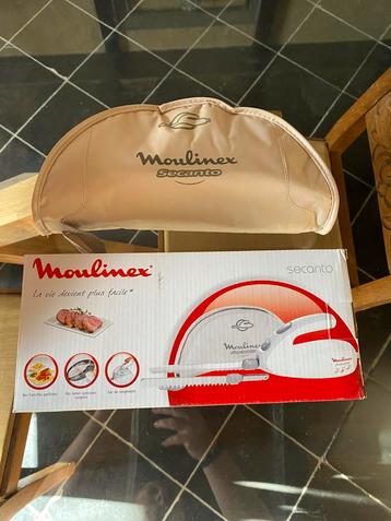 Couteau électrique «  Moulinex «  très peu utilisé beschikbaar voor biedingen