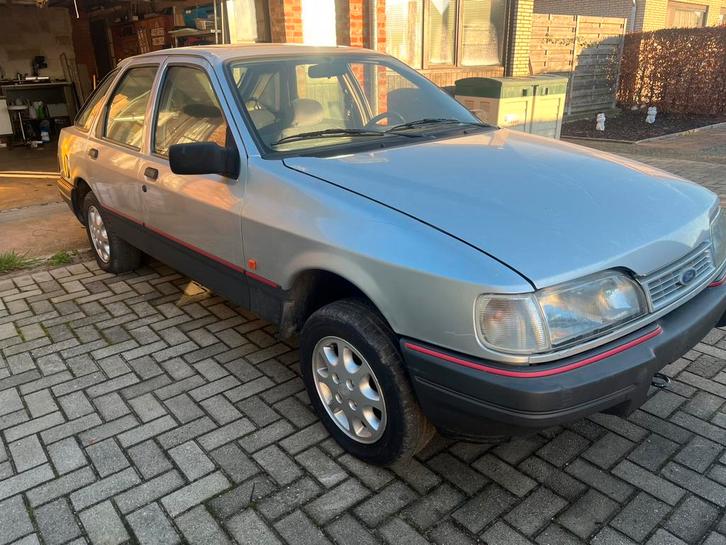 2 x ford Sierra + onderdelen, Auto's, Ford, Particulier, Sierra, Benzine, Berline, Ophalen