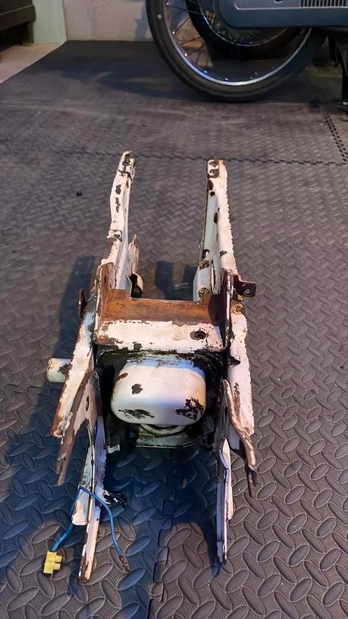Honda camino achterburg (wit), Fietsen en Brommers, Brommeronderdelen | Oldtimers, Ophalen