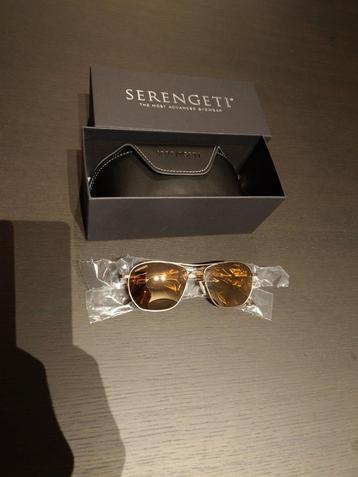 Serengeti Lunger SS545001-S zonnebril beschikbaar voor biedingen