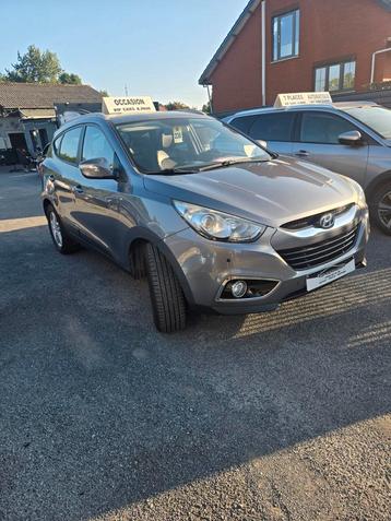 Hyundai ix35 moteur 2.0l diesel annee 09.2012 roule tres bie beschikbaar voor biedingen