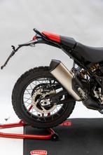 Ducati DesertX, Motoren, Bedrijf, 2 cilinders, Enduro, 937 cc