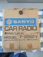 1960,s Oldtimer Autoradio Sanyo F-8562V NEW old stock Box, Auto diversen, Autoradio's, Verzenden, Nieuw