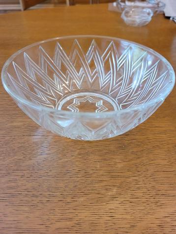 vintage glazen schaaltjes beschikbaar voor biedingen