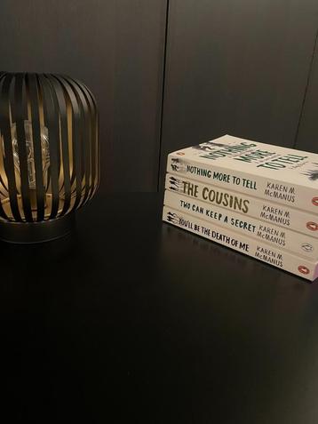 4 Standalone novels van Karen M. McManus beschikbaar voor biedingen