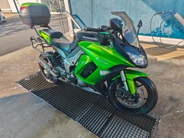 Kawasaki z1000sx 2013 beschikbaar voor biedingen