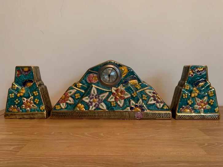 Cheminée Art Déco « Anémone » — Faïencerie Hubert Bequet, Antiquités & Art, Antiquités | Céramique & Poterie, Enlèvement ou Envoi