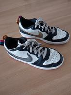 Mooie sneakers van Nike - maat 38, Ophalen, Jongen of Meisje, Schoenen, Zo goed als nieuw