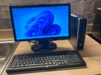 Desktop HP + scherm en toetsenbord, Zo goed als nieuw, Ophalen, 4 GB