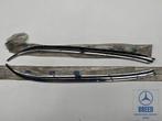 NOS set sierlijsten C-Stijl L+R voor Mercedes-Benz W114 W115, Ophalen of Verzenden, Nieuw, Mercedes-Benz