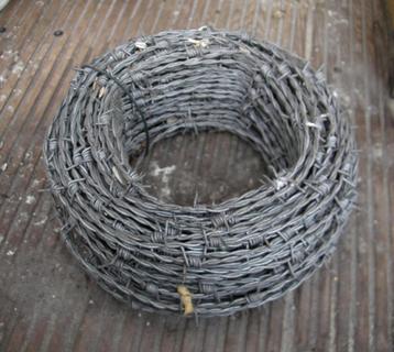 Rouleau de fil barbeler beschikbaar voor biedingen