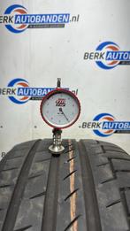 2x Continental Premiumcontact 6 235/55 R18 100V 235/55/18 23, Auto-onderdelen, Banden en Velgen, 18 inch, Gebruikt, Ophalen of Verzenden