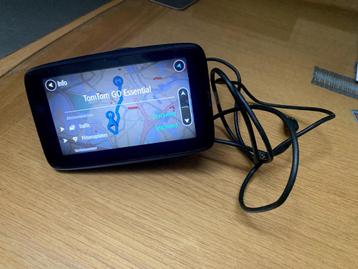 TomTom Go Essential, Autos : Divers, Navigation de voiture, Enlèvement ou Envoi, Comme neuf