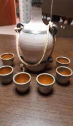 Bouteille à liqueur +6 verres en grès Biron, Ophalen of Verzenden