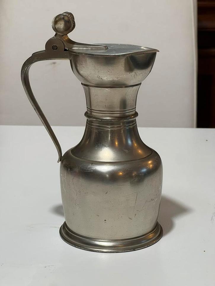 Pichet en étain avec couvercle – Royal Holland Pewter KMD, Antiek en Kunst, Antiek | Tin, Ophalen of Verzenden