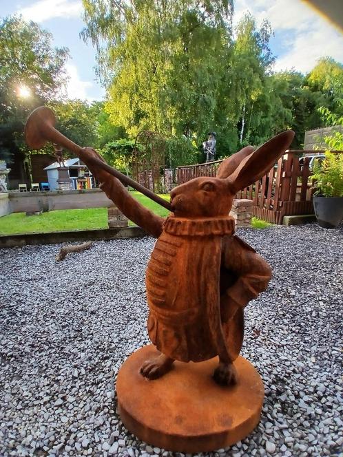 Standbeeld van een konijn, ALICE in Wonderland gietijzer, Tuin en Terras, Tuinbeelden, Nieuw, Dierenbeeld, Metaal, Ophalen