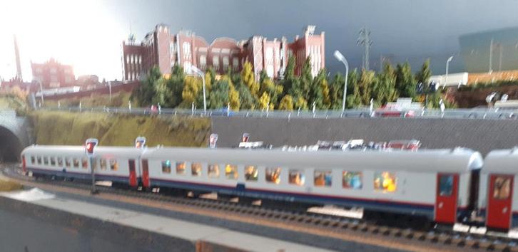 NMBS I10 New Look de la marque Heris, Hobby & Loisirs créatifs, Trains miniatures | HO, Utilisé, Wagon, Autres marques, Enlèvement ou Envoi