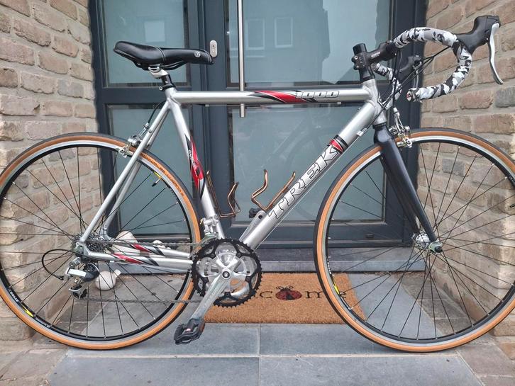 TREK 1000 alpha alu (168-179 cm) VOLLEDIG VERNIEUWD, Fietsen en Brommers, Fietsen | Racefietsen, Zo goed als nieuw, Meer dan 20 versnellingen