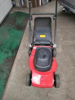 Grasmachine zelftrekker, Tuin en Terras, Grasmaaiers, Ophalen, Zo goed als nieuw, Elektrische grasmaaier