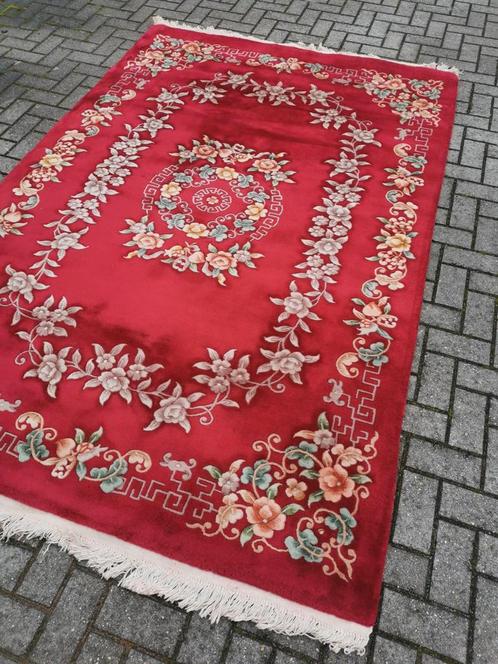 Handgeknoopte oosterse wollen tapijt, Antiquités & Art, Tapis & Textile, Enlèvement ou Envoi