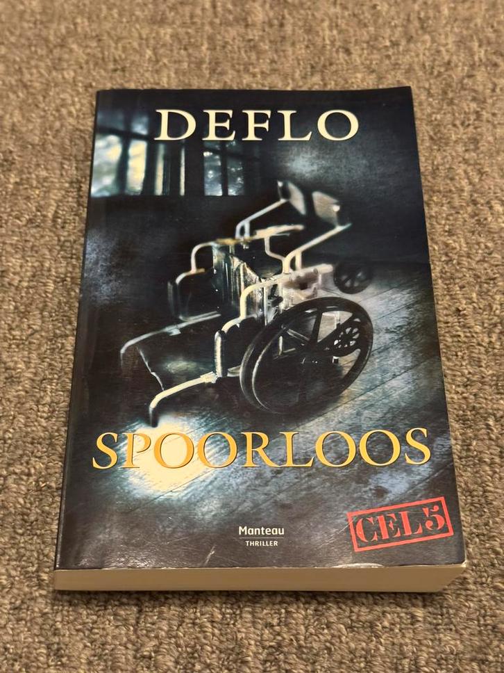 Deflo - Spoorloos, Boeken, Thrillers, Ophalen of Verzenden