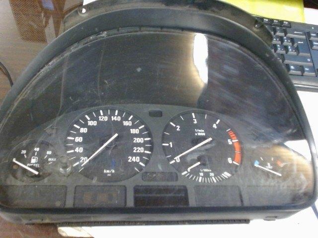 Compteur BMW E39 87001313 (496), Autos : Pièces & Accessoires, Autres pièces automobiles, BMW, Utilisé, Enlèvement