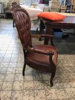 Fauteuil Chesterfield ancien en parfait état, Enlèvement