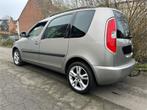 Skoda Roomster 1.6 Petrol Fun, Auto's, Automaat, Monovolume, Zwart, Roomster