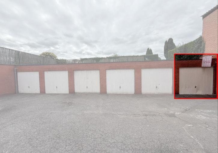 Bilzen - Hoeselt - Limburg , Garage te huur, Immo, Garages en Parkeerplaatsen, Provincie Limburg