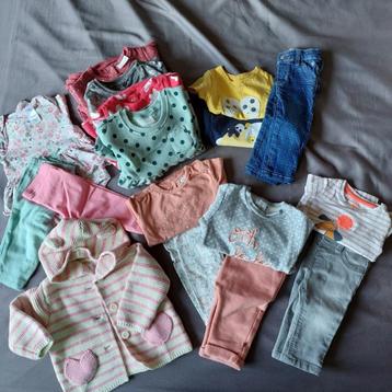 Lot de 24 pour petite fille (taille 62) disponible aux enchères