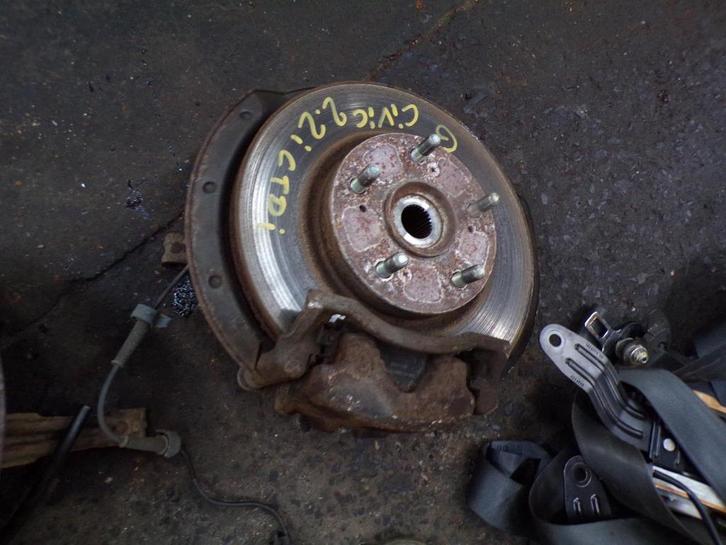 Moyeu avant gauche Honda Civic 8 2.2CTDi 103kw 2007-2008, Auto-onderdelen, Ophanging en Onderstel, Honda, Gebruikt, Ophalen of Verzenden