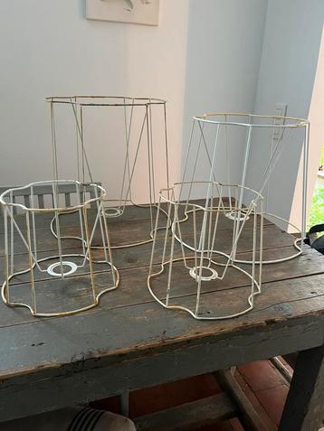 VINTAGE LAMPENKAPPEN FRAMES DRAAD MODEL LAMP beschikbaar voor biedingen