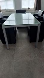 Eettafel glazen blad met 6 stoelen zwart lederlook,goede sta, Huis en Inrichting, Stoelen, Ophalen