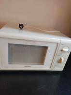 Microgolfoven in goede staat, Elektronische apparatuur, Ophalen, Zo goed als nieuw, Microgolfoven