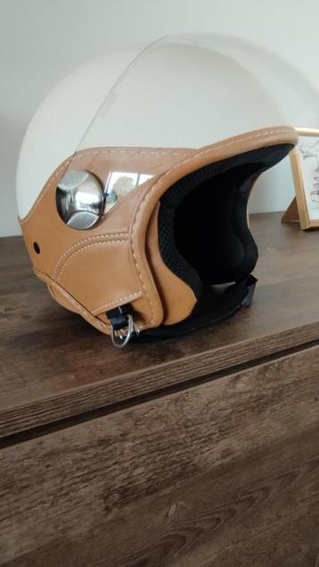 scooter helm  beschikbaar voor biedingen