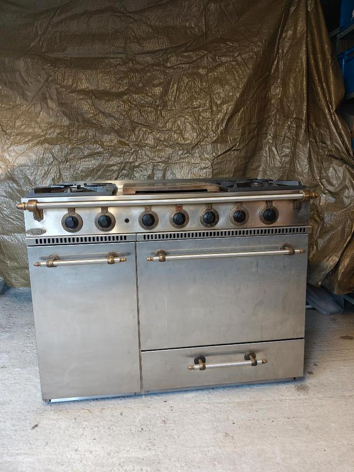 Poêle Godin modèle Souveraine, Electroménager, Cuisinières, Utilisé, Autoportant, 5 zones de cuisson ou plus, 85 à 90 cm, 60 cm ou plus