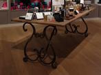 Prachtige massief houten tafel met smeedijzeren onderstel, Antiek en Kunst, Ophalen of Verzenden