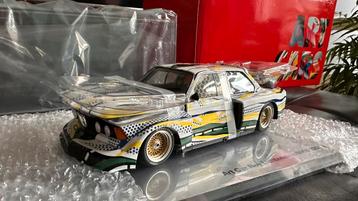 1:18 MiniChamps Art Car 1977 BMW 320i G5 Roy Lichtenstein ME beschikbaar voor biedingen