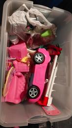 Doos vol Barbie accesoires, Ophalen, Gebruikt, Barbie