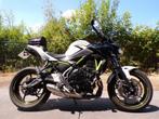 kawasaki z650 "naked bike maar 2000 km", 2 cilinders, Bedrijf, Meer dan 35 kW, 650 cc
