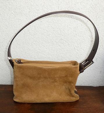 Mooie leren tas van Emporio Armani beschikbaar voor biedingen