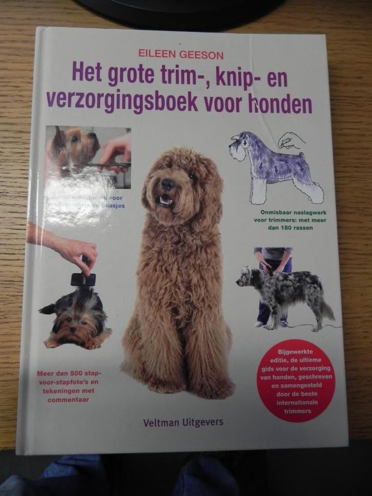  Trim,knip en verzorgingsboek voor honden, Boeken, Dieren en Huisdieren, Gelezen, Honden, Ophalen