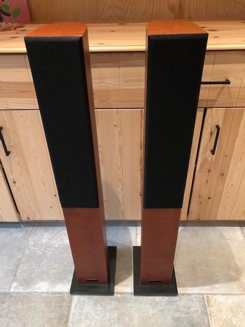 très belles enceintes Millon Cobra 4, TV, Hi-fi & Vidéo, Enceintes, Comme neuf, Haut-parleurs Frontaux, Arrière ou Stéréo, 120 watts ou plus