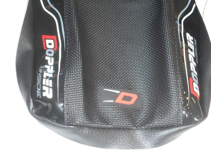 Derbi Senda : housse de selle Doppler maintenant -50 %, Vélos & Vélomoteurs, Pièces de cyclomoteur | Général, Neuf, Selle, Enlèvement