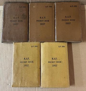 WO2 - RAF Pocketbook - AP1081 - 1937 - 5 stuks beschikbaar beschikbaar voor biedingen