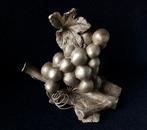 Sculpture décorative vintage en métal « Raisins », Envoi