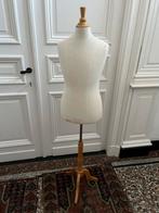 PRACHTIGE VINTAGE PASPOP FAUBOURG ST HONORÉ HOUT ZGSTAAT, Antiquités & Art, Enlèvement ou Envoi