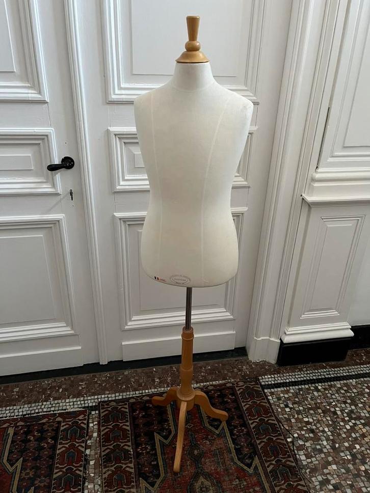 PRACHTIGE VINTAGE PASPOP FAUBOURG ST HONORÉ HOUT ZGSTAAT, Antiek en Kunst, Curiosa en Brocante, Ophalen of Verzenden