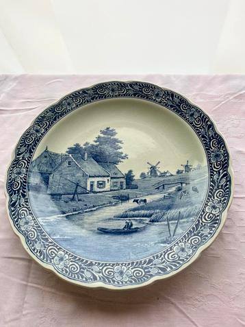 Assiette bleue de Delft, Enlèvement