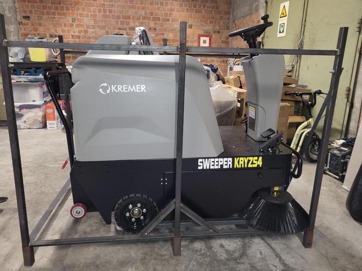 veegmachine, Doe-het-zelf en Bouw, Reinigingsmachines, Nieuw, Schrobmachine, Ophalen of Verzenden